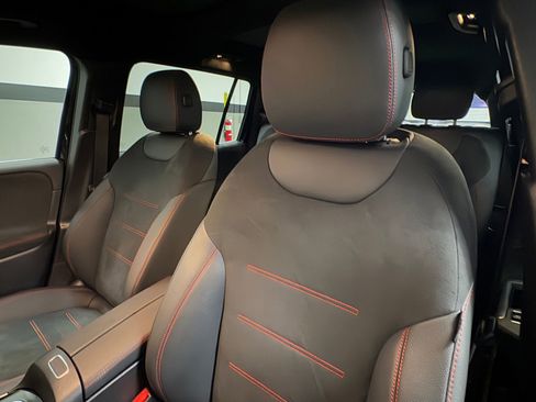 Certified 2025 Mercedes-Benz EQB 250+ image 25