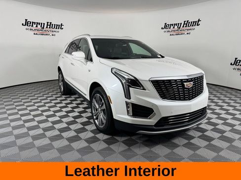 Used 2025 Cadillac XT5 Premium Luxury image 5