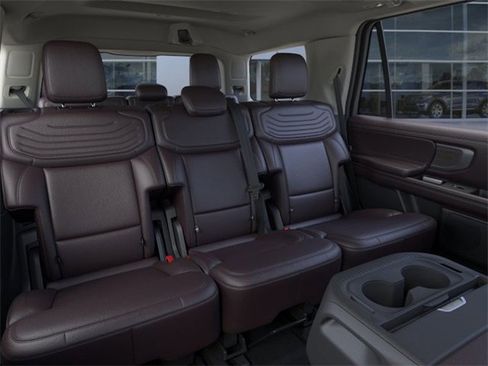 New 2025 Ford Expedition Platinum w/ Platinum Ultimate Package image 11
