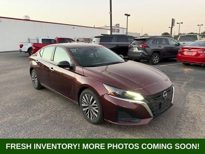 Used 2024 Nissan Altima 2.5 SV
