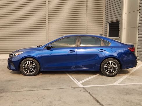 Used 2024 Kia Forte LXS w/ LXS Technology Package FWD image 5