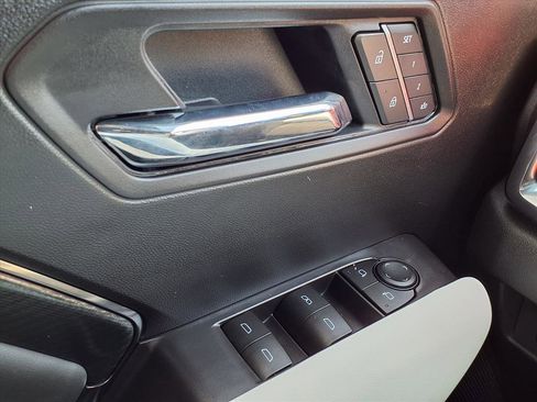 Used 2026 GMC Canyon AT4X image 10