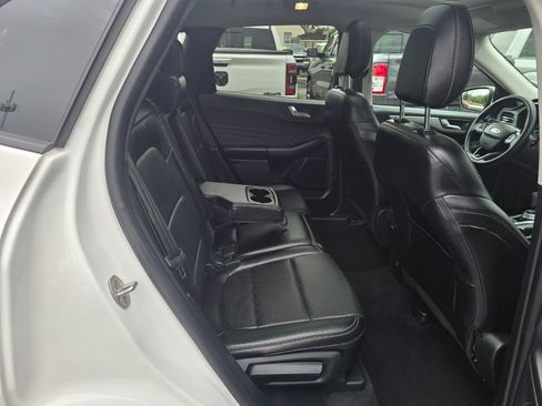 Used 2022 Ford Escape SEL AWD/4WD image 15