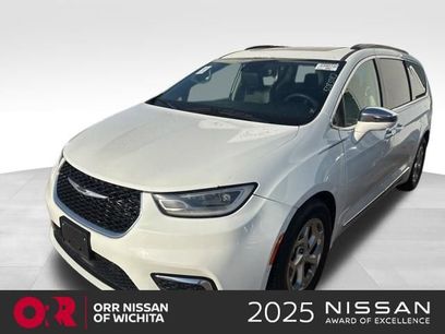 Used 2022 Chrysler Pacifica Limited