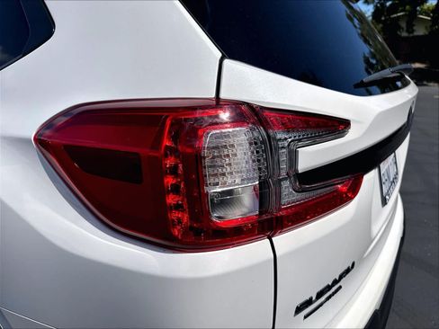 Used 2023 Subaru Ascent Onyx Edition Limited AWD/4WD image 33