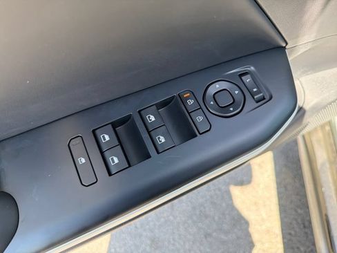 New 2026 Kia K4 EX FWD image 17