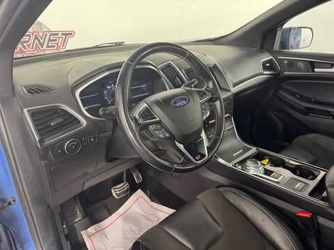 Used 2019 Ford Edge ST w/ Convenience Package image 10