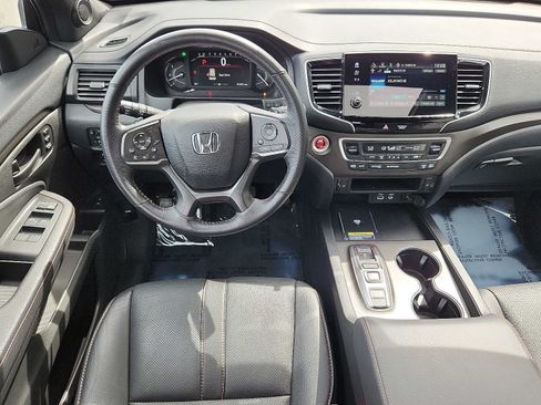Certified 2024 Honda Passport TrailSport image 11