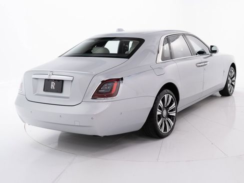 Certified 2021 Rolls-Royce Ghost image 5