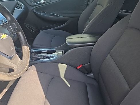 Used 2023 Chevrolet Malibu LT image 4