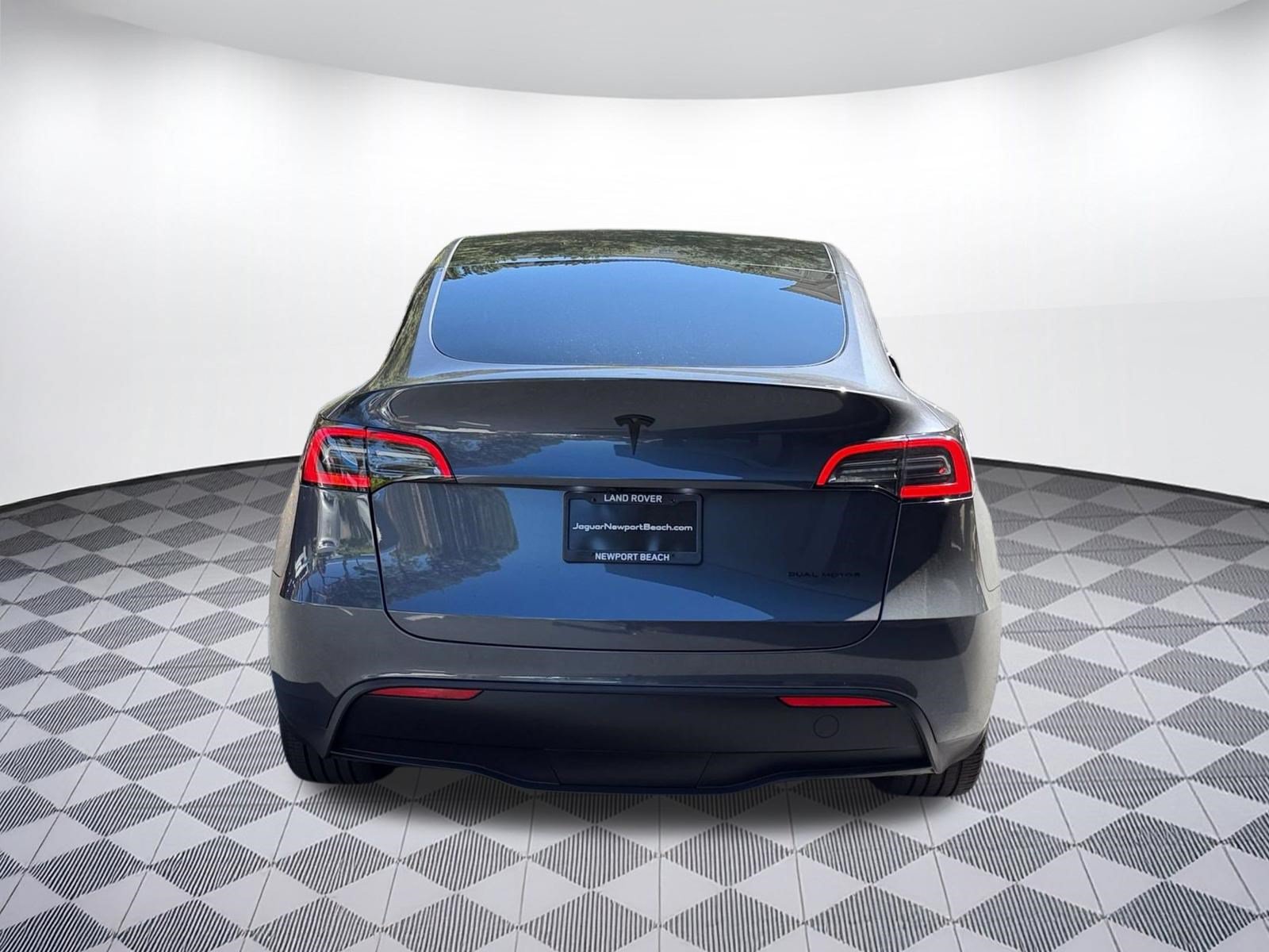 Used 2023 Tesla Model Y Long Range AWD/4WD image 10