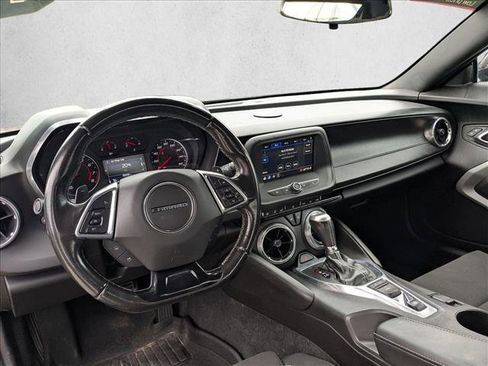 Used 2019 Chevrolet Camaro LT image 15