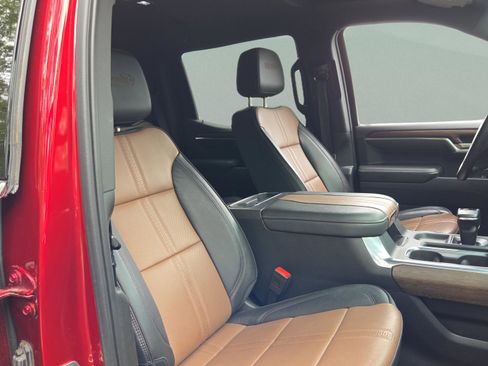 Used 2023 Chevrolet Silverado 1500 High Country w/ Z71 Off-Road Package image 15