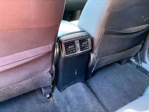 Used 2020 Nissan Rogue SV AWD/4WD image 29