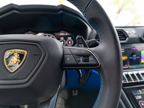 Used 2024 Lamborghini Urus S AWD/4WD image 11