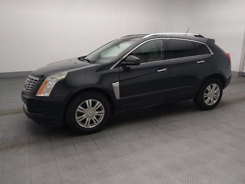 Used 2014 Cadillac SRX Luxury FWD image 2