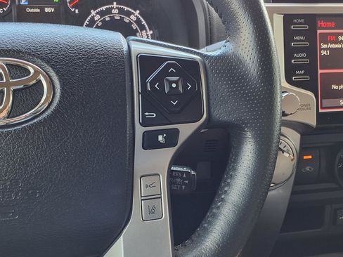 Used 2022 Toyota 4Runner SR5 RWD image 21