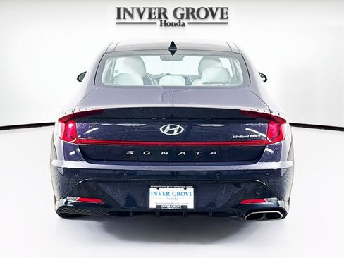 Used 2023 Hyundai Sonata Limited w/ Cargo Package FWD image 6