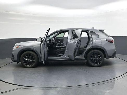 Used 2024 Honda HR-V Sport image 41