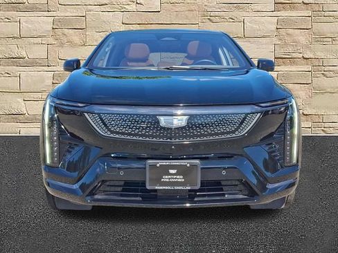 Certified 2025 Cadillac Optiq Sport 2 AWD/4WD image 5