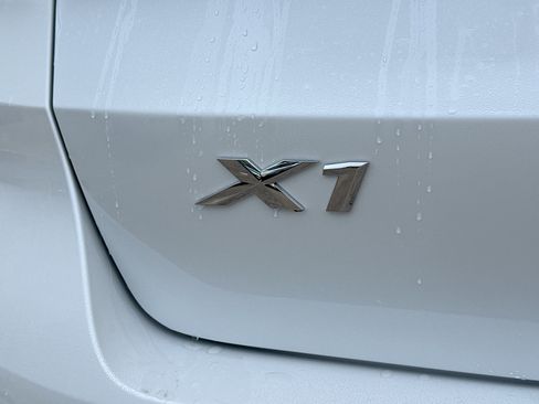 New 2026 BMW X1 xDrive28i w/ Convenience Package image 11