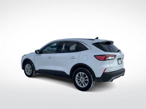 Used 2022 Ford Escape SE image 9