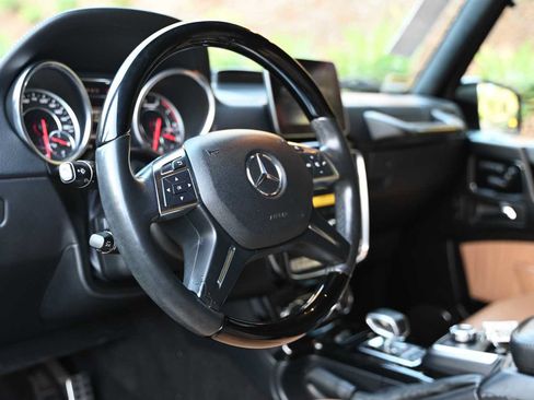 Used 2017 Mercedes-Benz G 63 AMG 4MATIC image 16