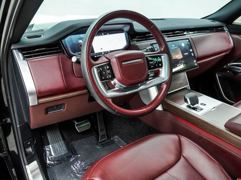 Used 2024 Land Rover Range Rover SE AWD/4WD image 20