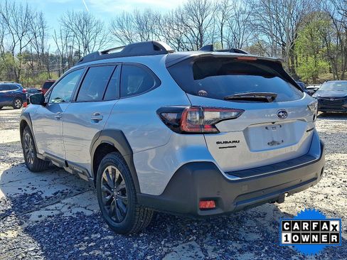 Certified 2024 Subaru Outback Onyx Edition AWD/4WD image 9