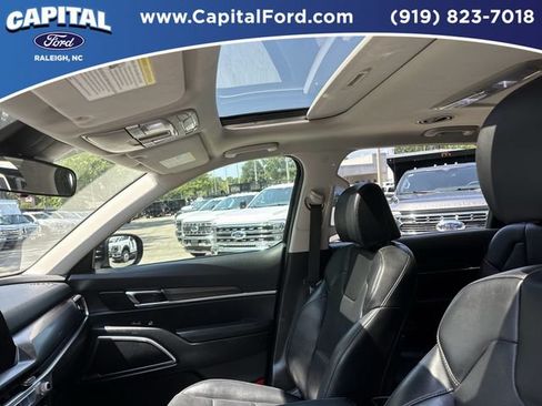 Used 2025 Kia Telluride S AWD/4WD image 22