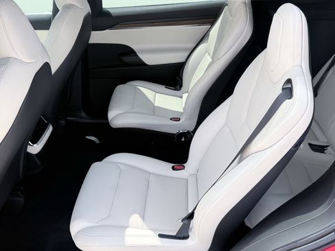 Used 2022 Tesla Model X AWD/4WD image 42