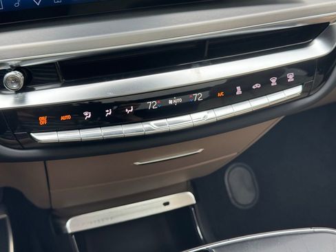 New 2025 Cadillac Lyriq Sport image 31