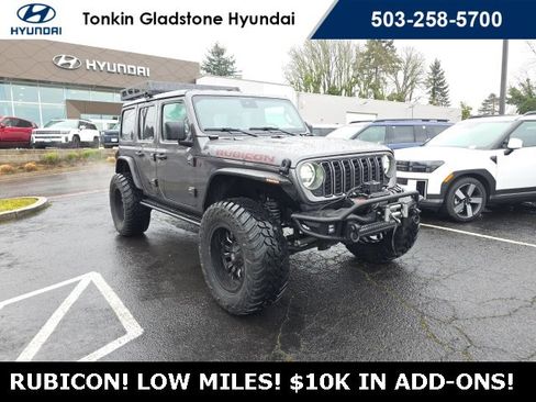 Used 2025 Jeep Wrangler Rubicon image 1