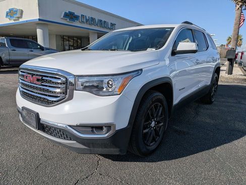 Used 2018 GMC Acadia SLT image 10