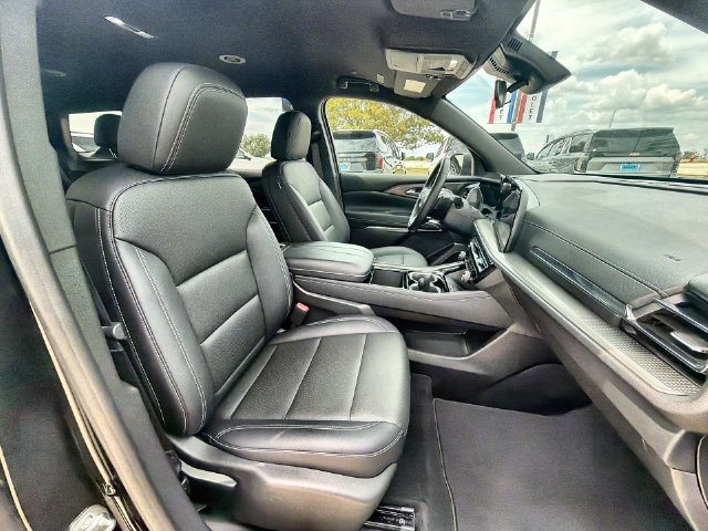 Certified 2026 Chevrolet Traverse LT FWD image 27