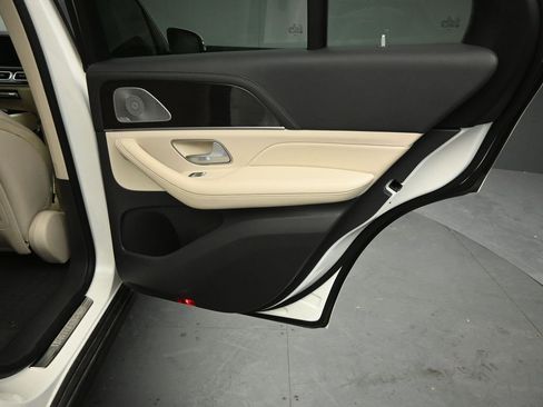 Used 2020 Mercedes-Benz GLE 450 4MATIC image 25