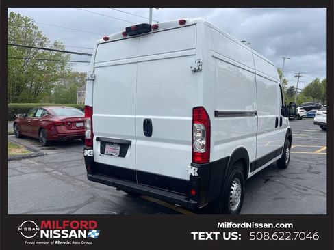 Used 2025 RAM ProMaster 2500 w/ Convenience Group FWD image 5