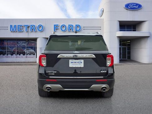 Used 2023 Ford Explorer Limited w/ Equipment Group 301A image 5