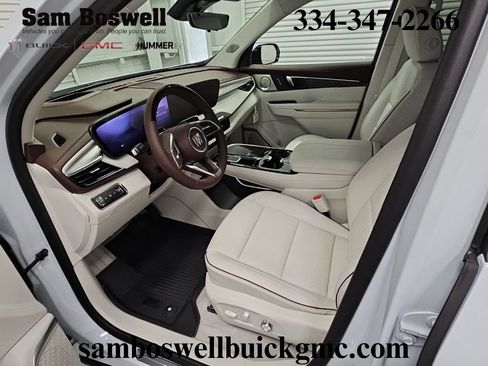 New 2026 Buick Enclave Avenir w/ Super Cruise Package FWD image 10