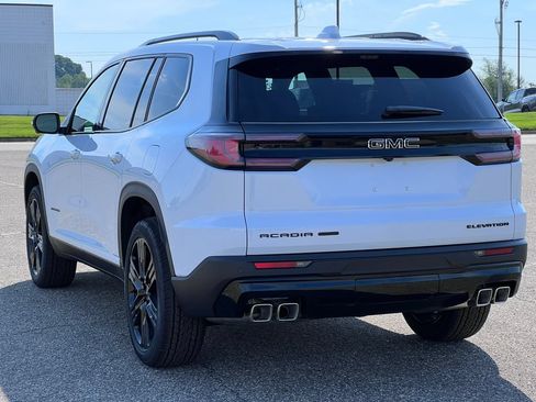 New 2026 GMC Acadia Elevation w/ Black Edition AWD/4WD image 11