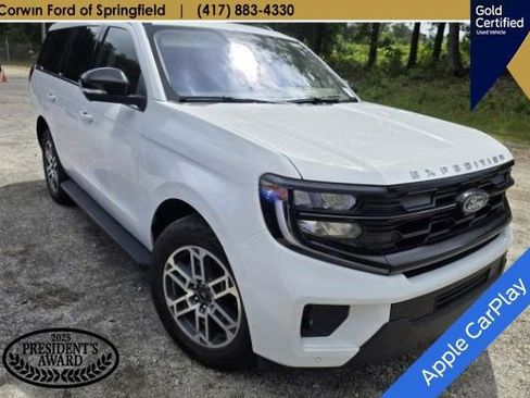 Used 2025 Ford Expedition Active AWD/4WD image 7