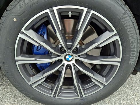Used 2024 BMW X5 M60i AWD/4WD image 8