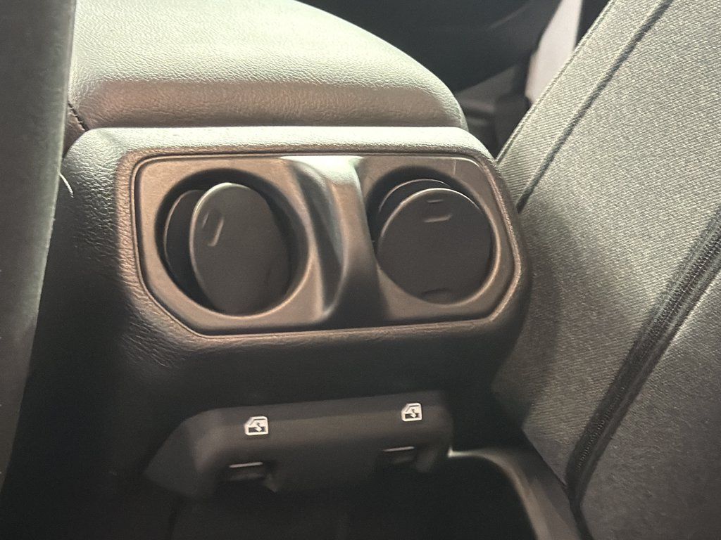 Used 2025 Jeep Gladiator Sport AWD/4WD image 19
