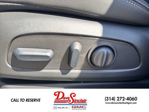 New 2026 Buick Encore GX Preferred w/ Comfort Package AWD/4WD image 12