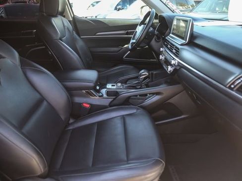 Used 2022 Kia Telluride LX image 16