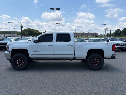 Used 2016 Chevrolet Silverado 2500 LT AWD/4WD image 6