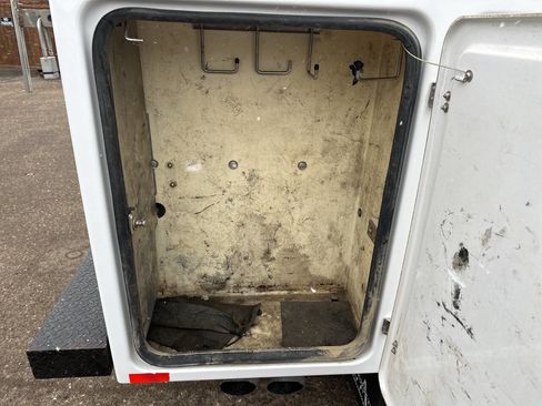 Used 2010 Ford F350 XL image 37