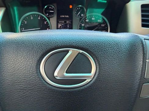 Used 2015 Lexus LX 570 4WD image 29