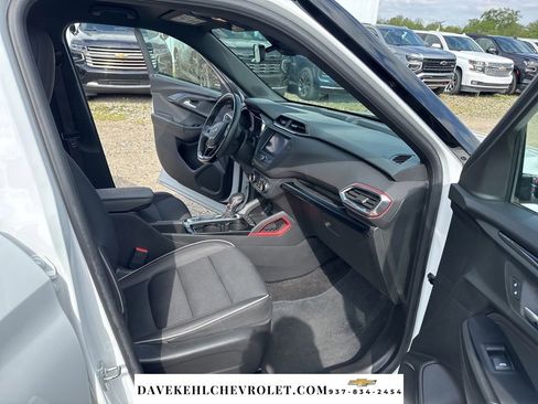 Used 2022 Chevrolet TrailBlazer RS FWD image 24