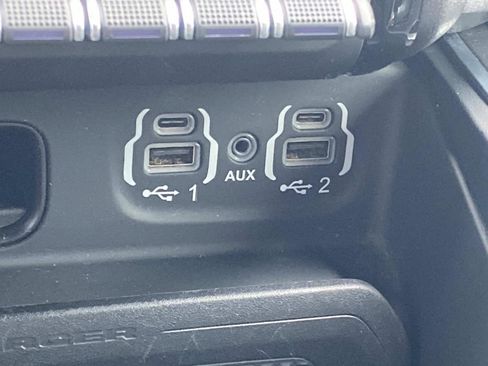 Used 2021 RAM 1500 Laramie AWD/4WD image 42